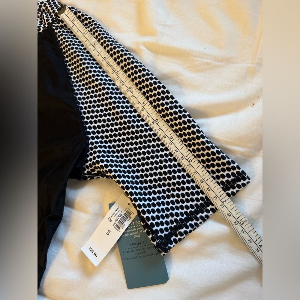 NWT - Swim / Rash Guard - Picture 7 of 7